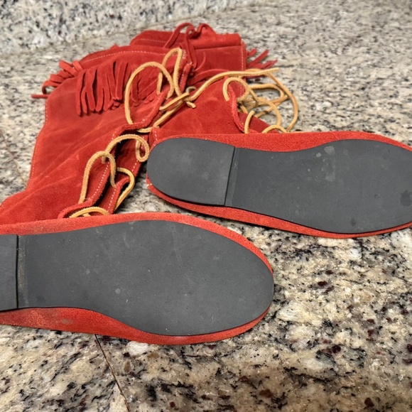 Minnetonka rare red boots - Picture 3 of 3